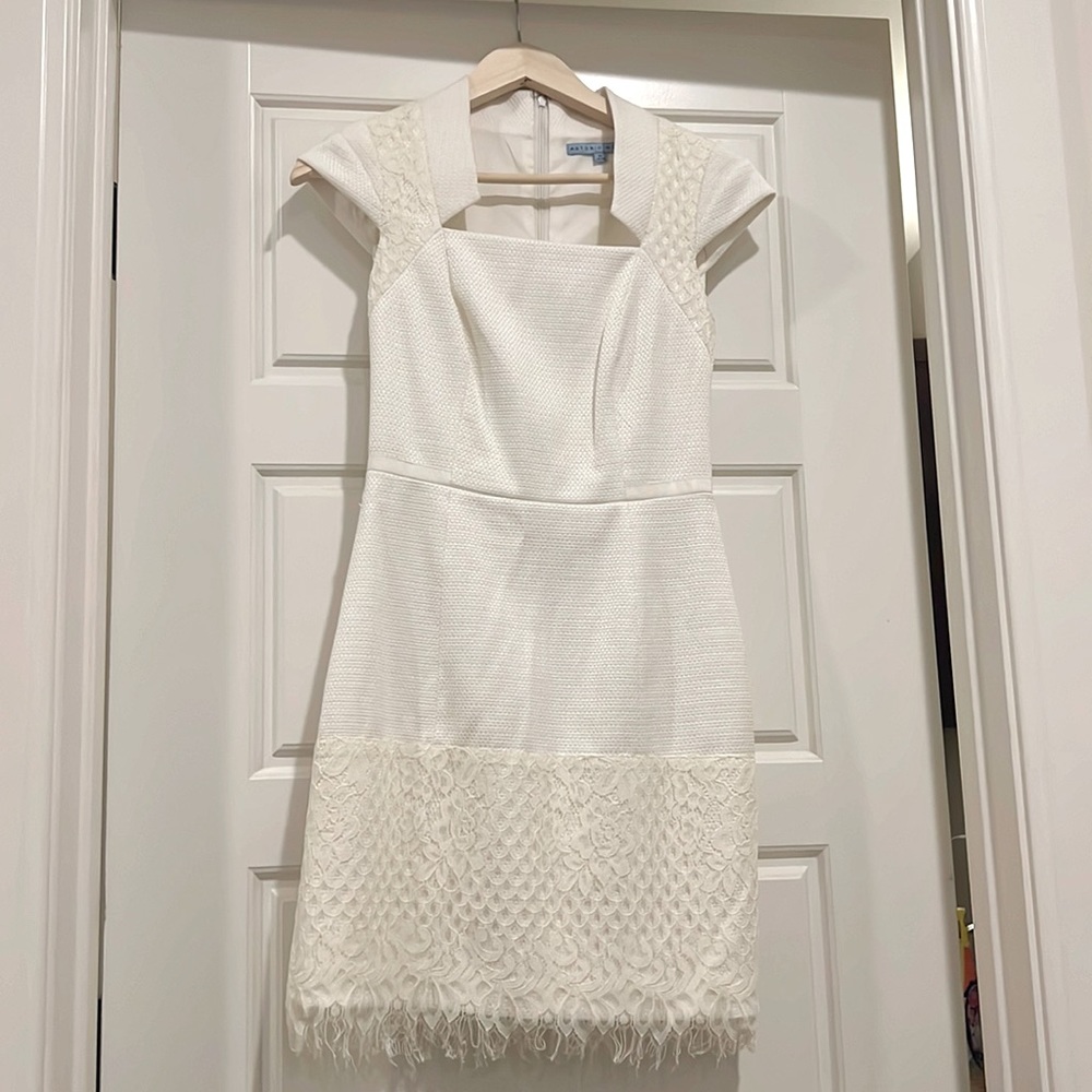 Antonio Melani size 0 lace trim dress